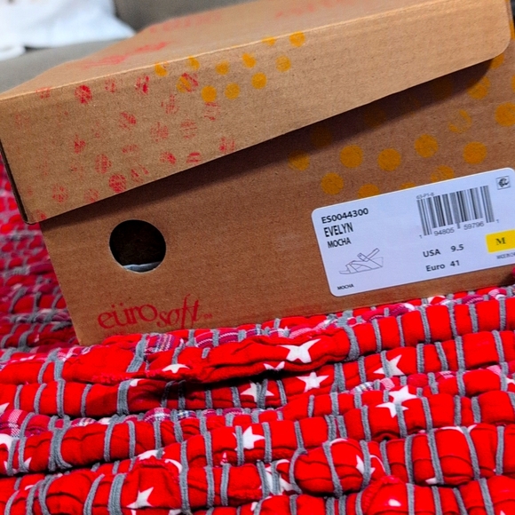 Eurosoft Sandals - Picture 3 of 4